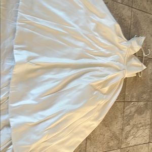 Elegant wedding dress!